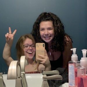 Meet your Posher, Kaylee